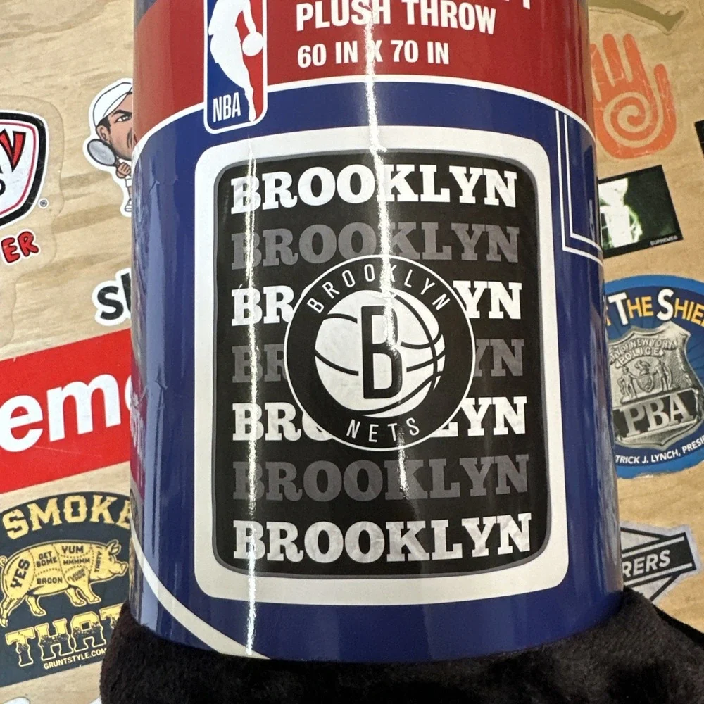 BROOKLYN NETS NBA SUPER SOFT PLUSH THROW 60 X 70‎ ONE SIDED BLANKET